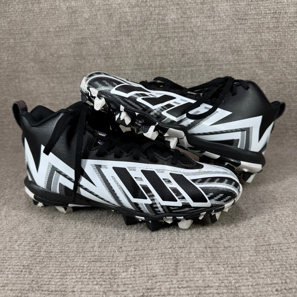 Adidas Cleats Freak Spark MD J 23 Kids‎ 5 Black White Football Sportwear HP5962
